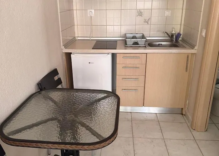 Alexandra Sunshine Hotel de apartamente *